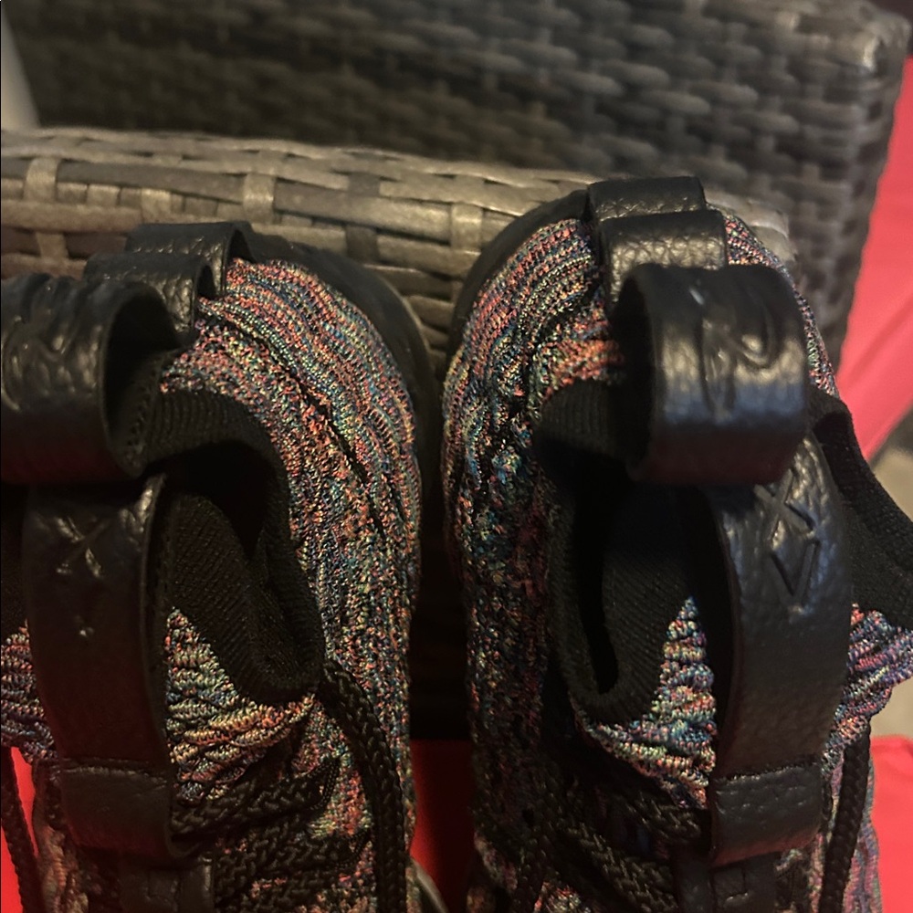 LeBron XV - Picture 5 of 15
